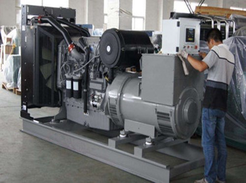 迎江柴油发电机组和储能设备配合使用的案例