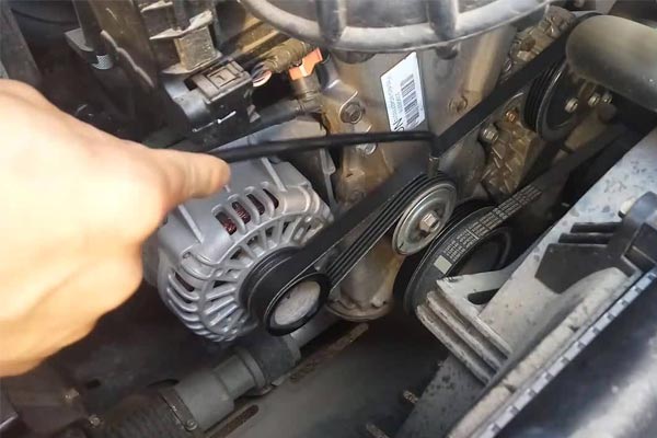 迎江转速传感器的工作原理是什么？