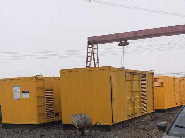 迎江100kw柴油发电机组每小时油耗？